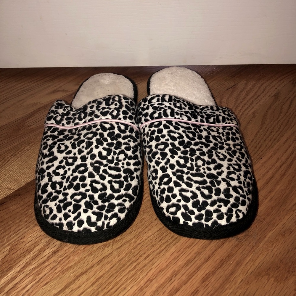Victoria’s Secret Slippers